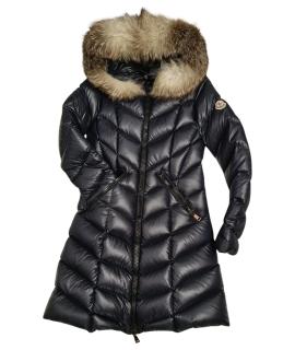 MONCLER Пуховик