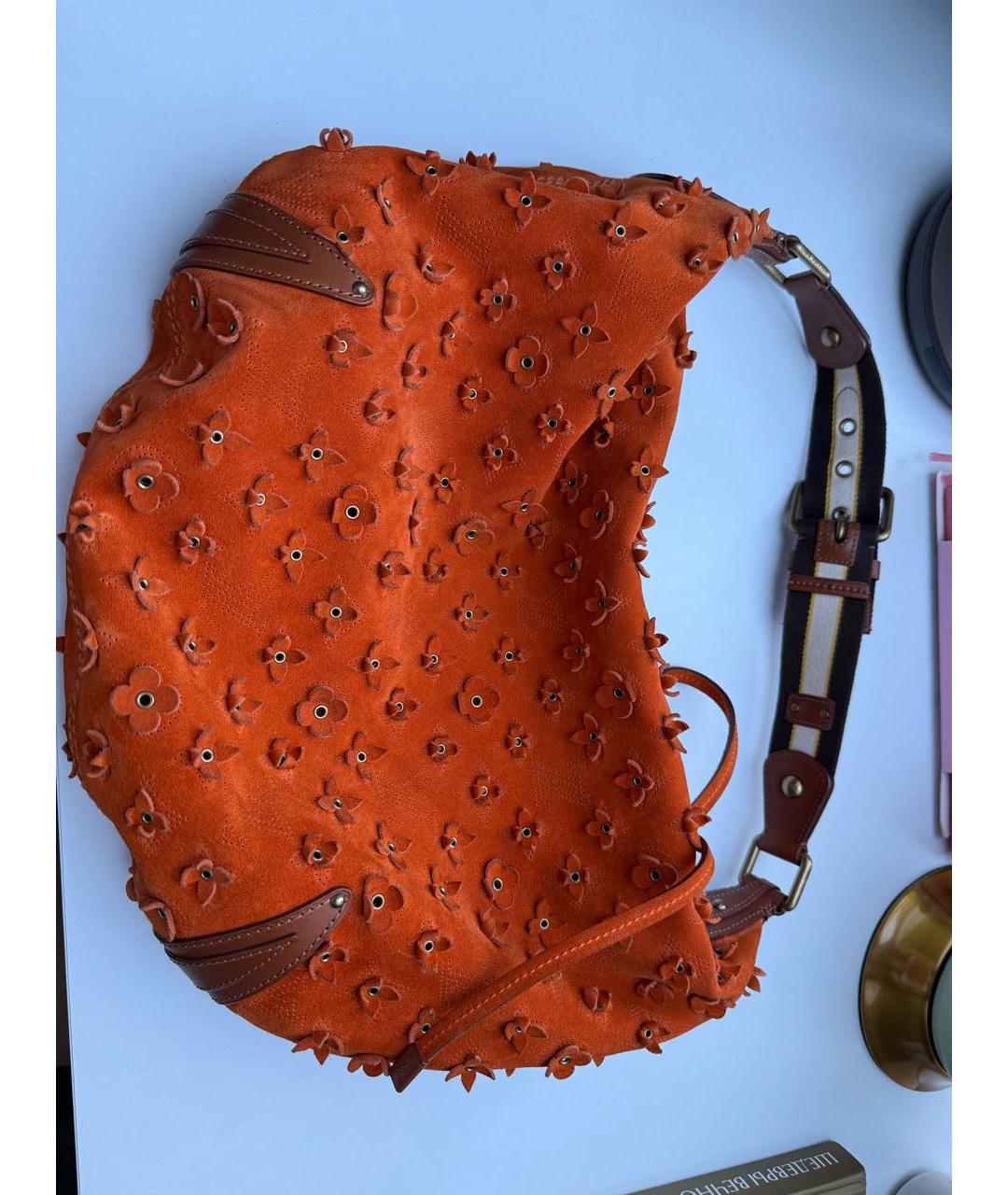 LOUIS VUITTON Оранжевая замшевая сумка через плечо, фото 6
