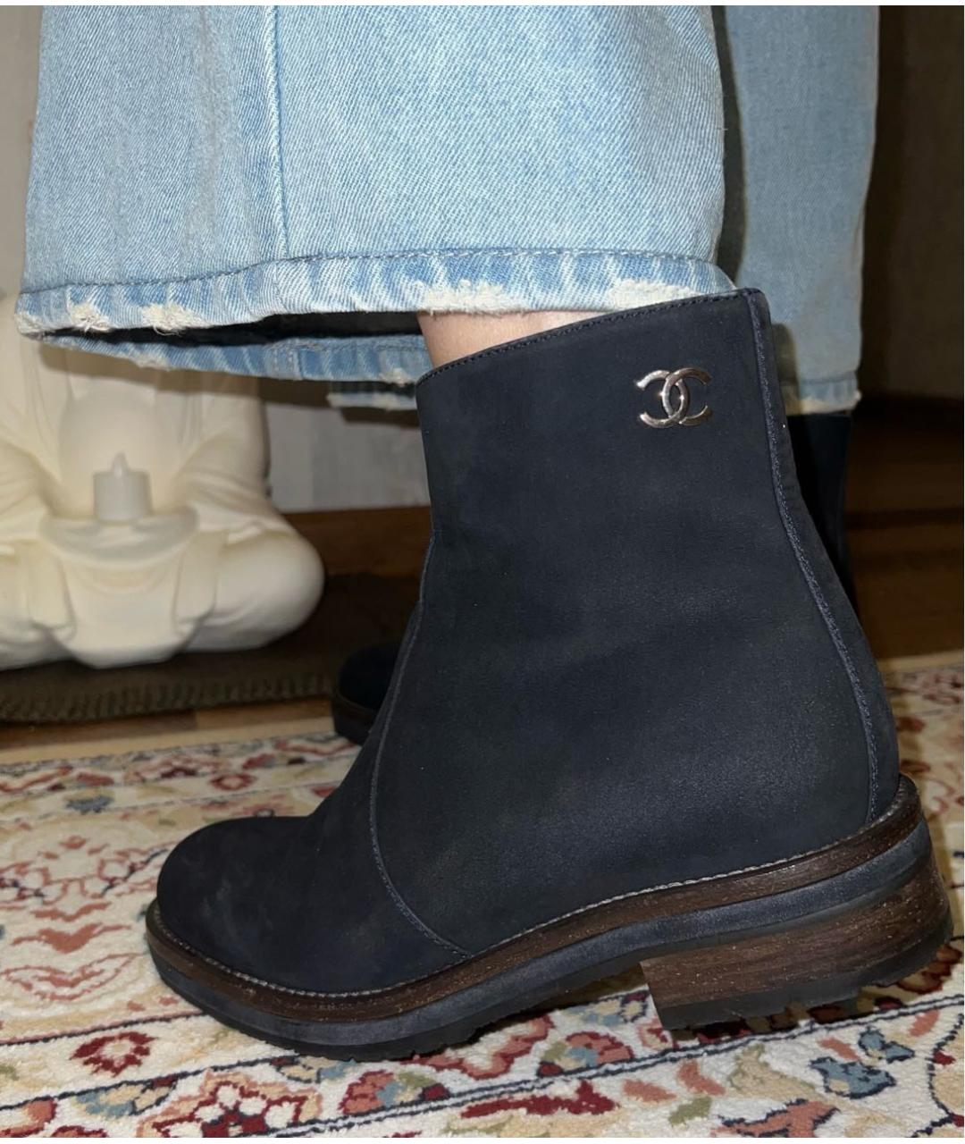 CHANEL Темно-синие нубуковые полусапоги, фото 2