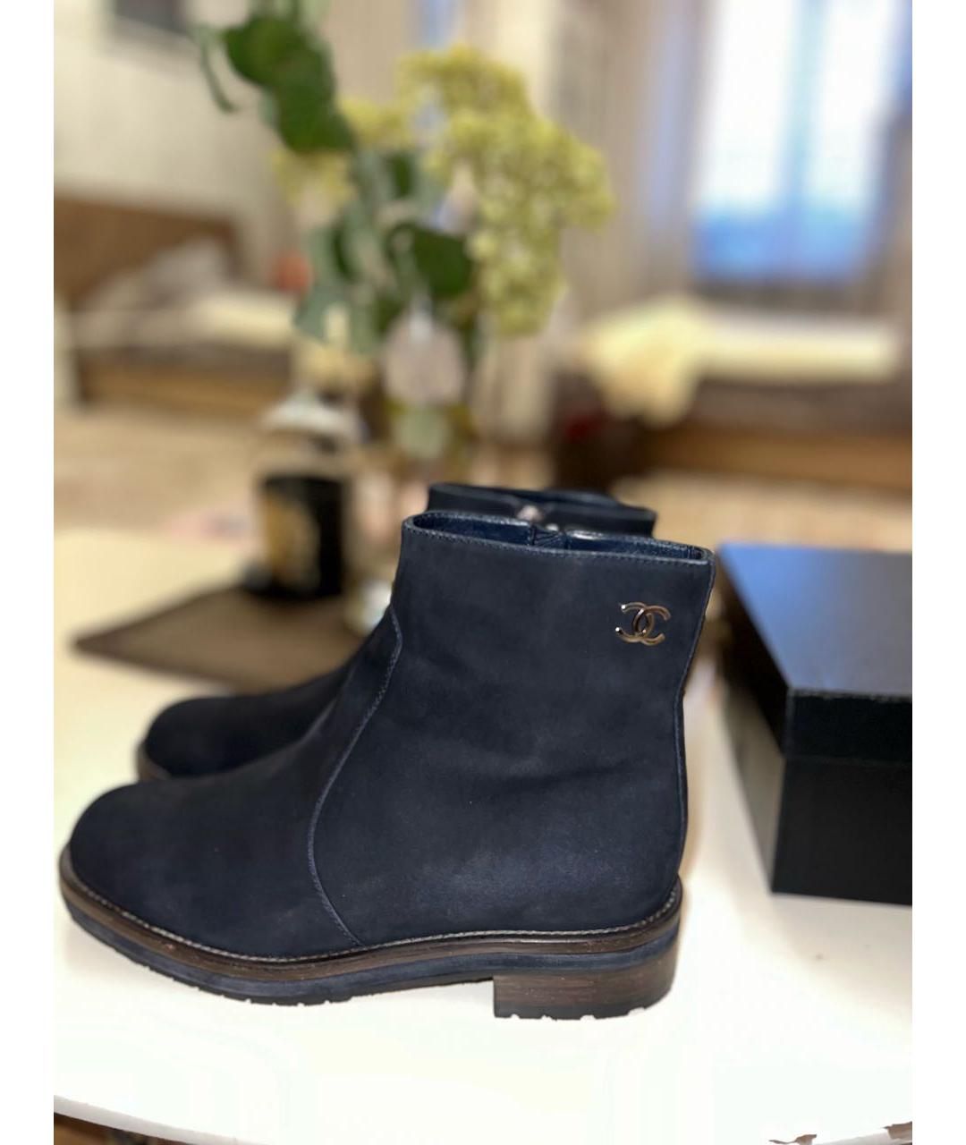 CHANEL Темно-синие нубуковые полусапоги, фото 9
