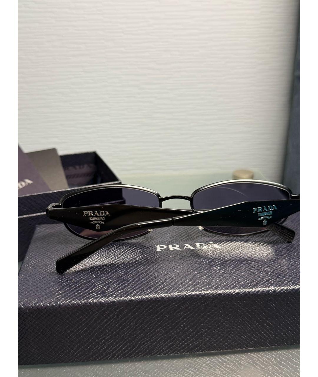 PRADA Черные пластиковые солнцезащитные очки, фото 4