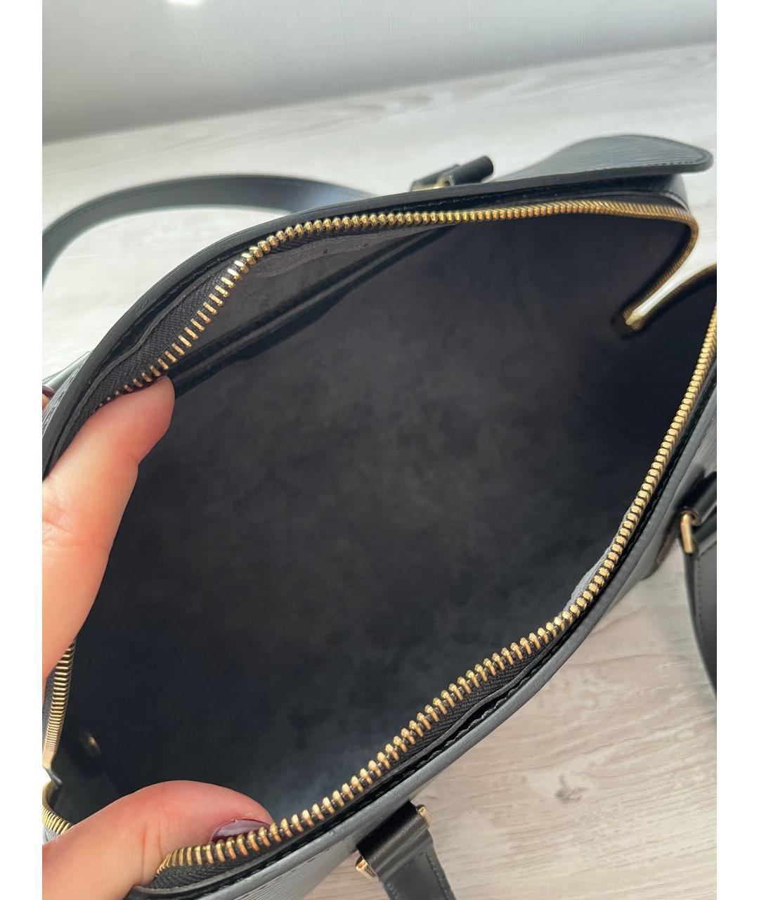 LOUIS VUITTON Черная кожаная сумка с короткими ручками, фото 4