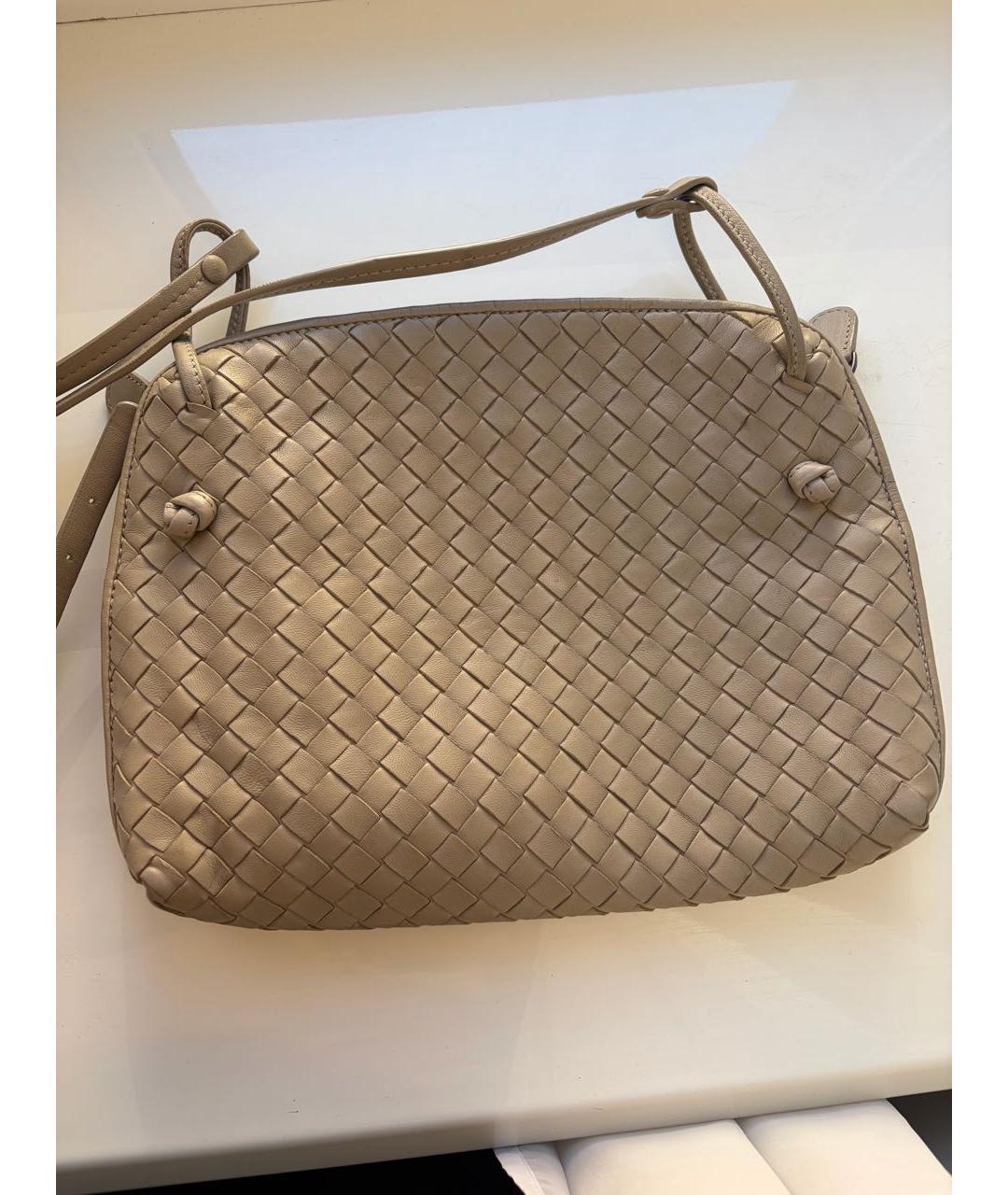BOTTEGA VENETA Бежевая кожаная сумка через плечо, фото 3