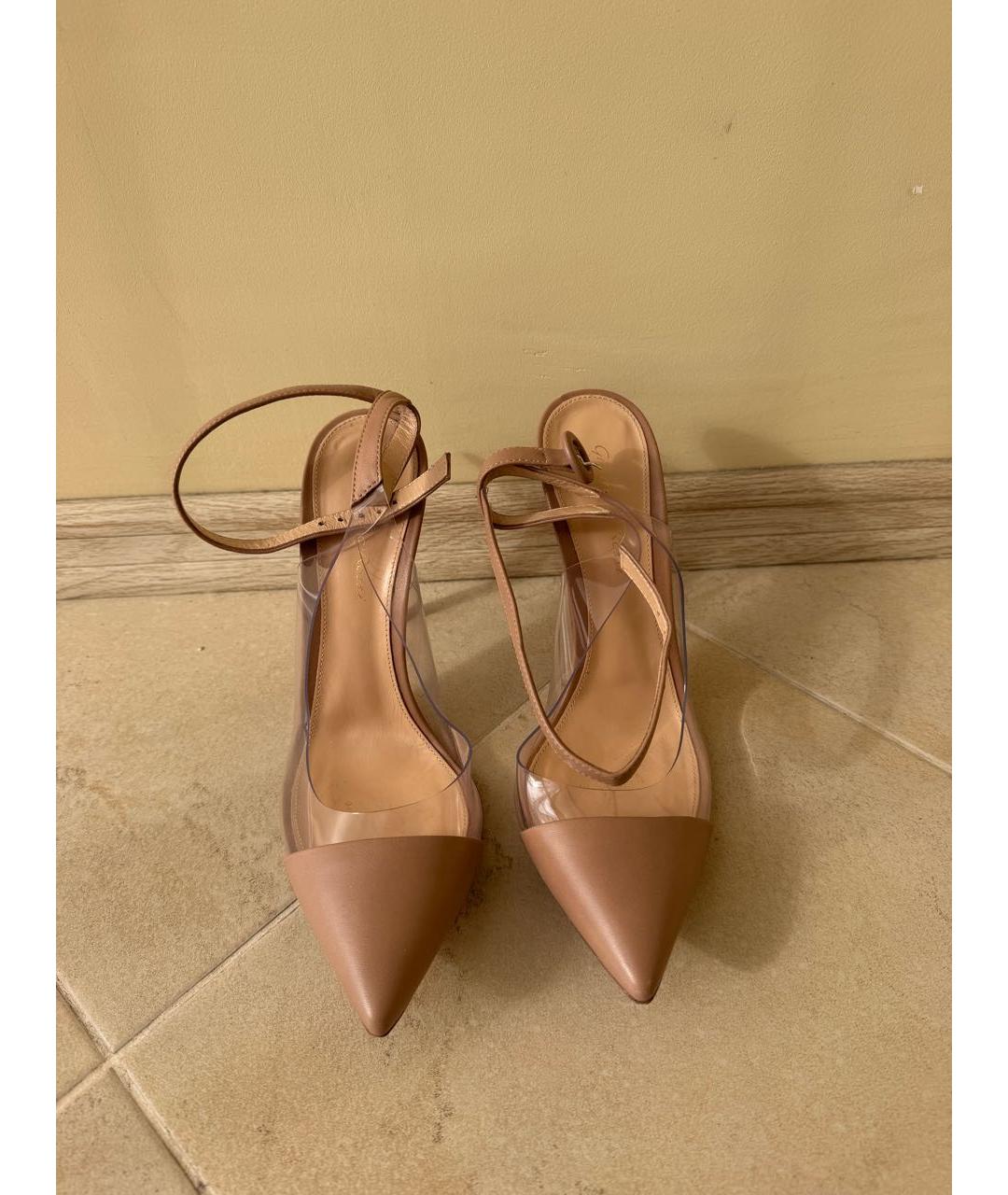 GIANVITO ROSSI Бежевые кожаные туфли, фото 2
