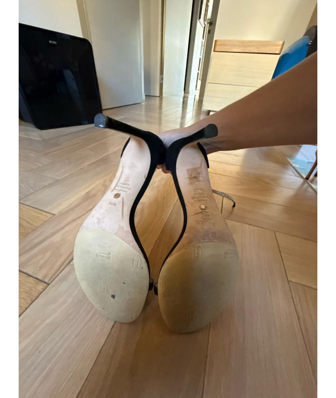 STUART WEITZMAN Черные замшевые босоножки, фото 5