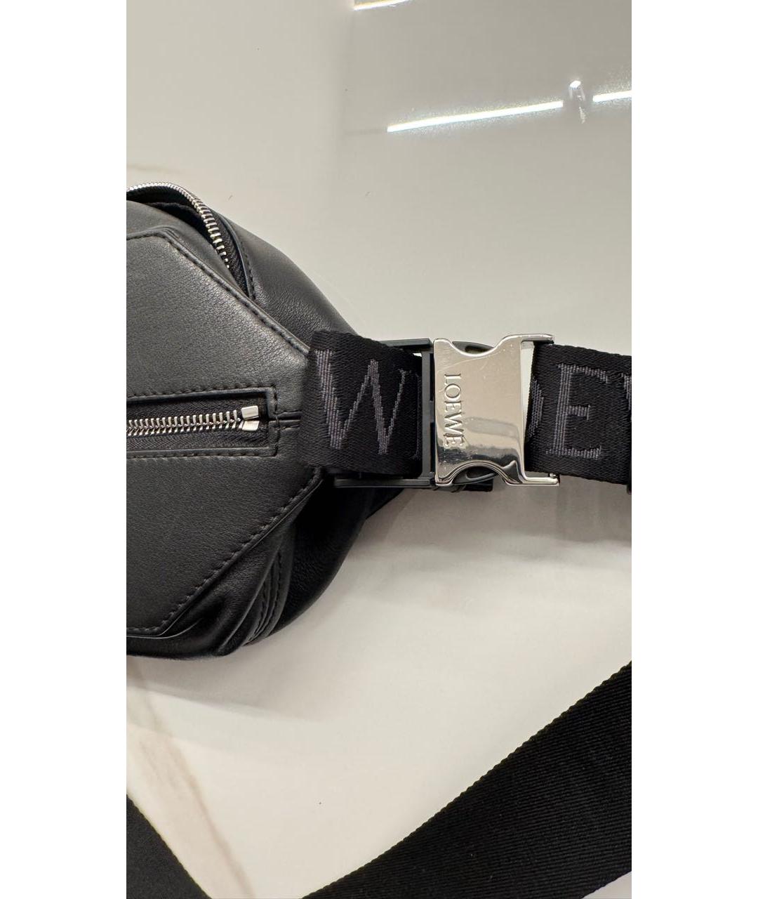 LOEWE Черная кожаная поясная сумка, фото 4