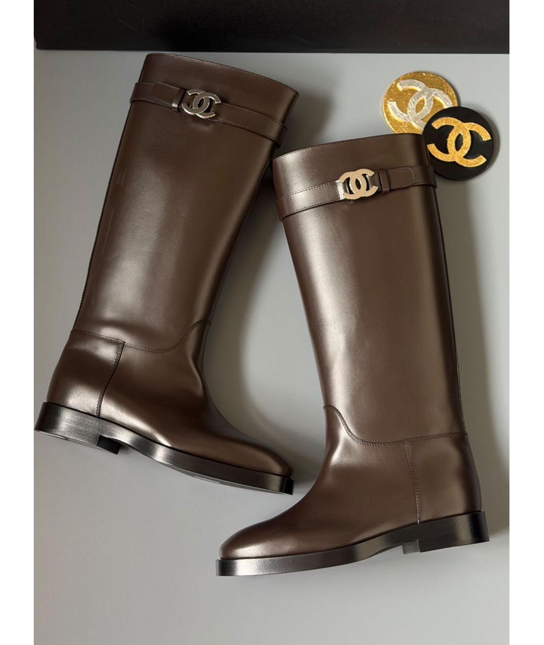 CHANEL Коричневые кожаные сапоги, фото 3