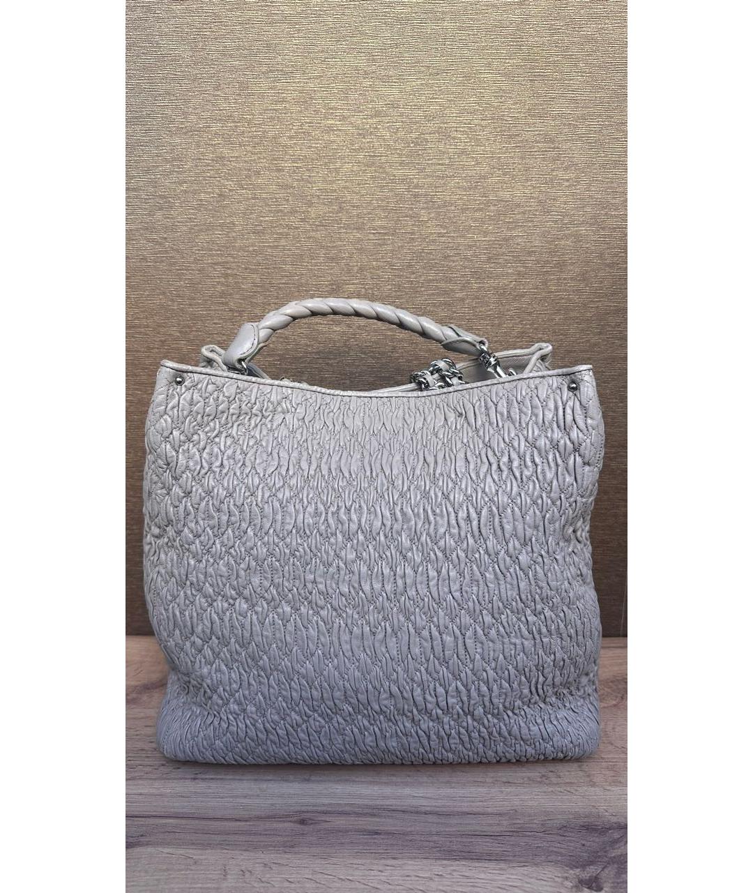 MIU MIU Бежевая кожаная сумка тоут, фото 2