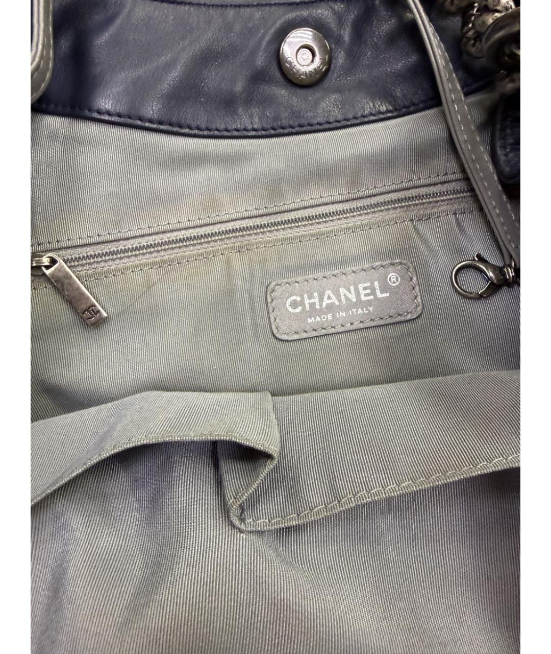 CHANEL Темно-синяя кожаная сумка через плечо, фото 5