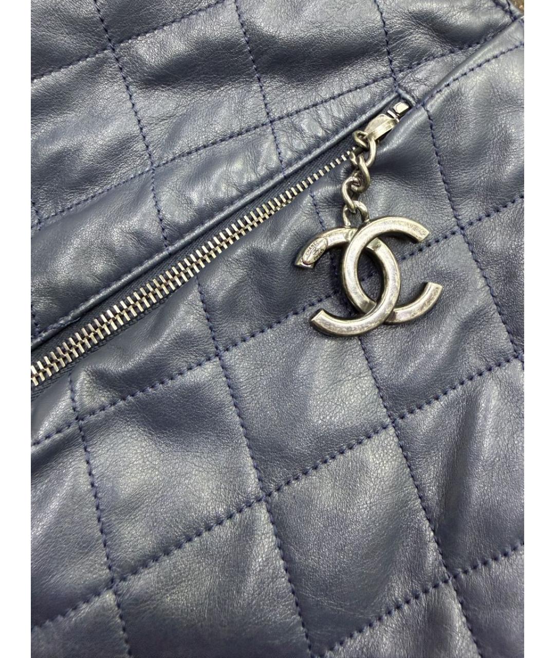 CHANEL Темно-синяя кожаная сумка через плечо, фото 4