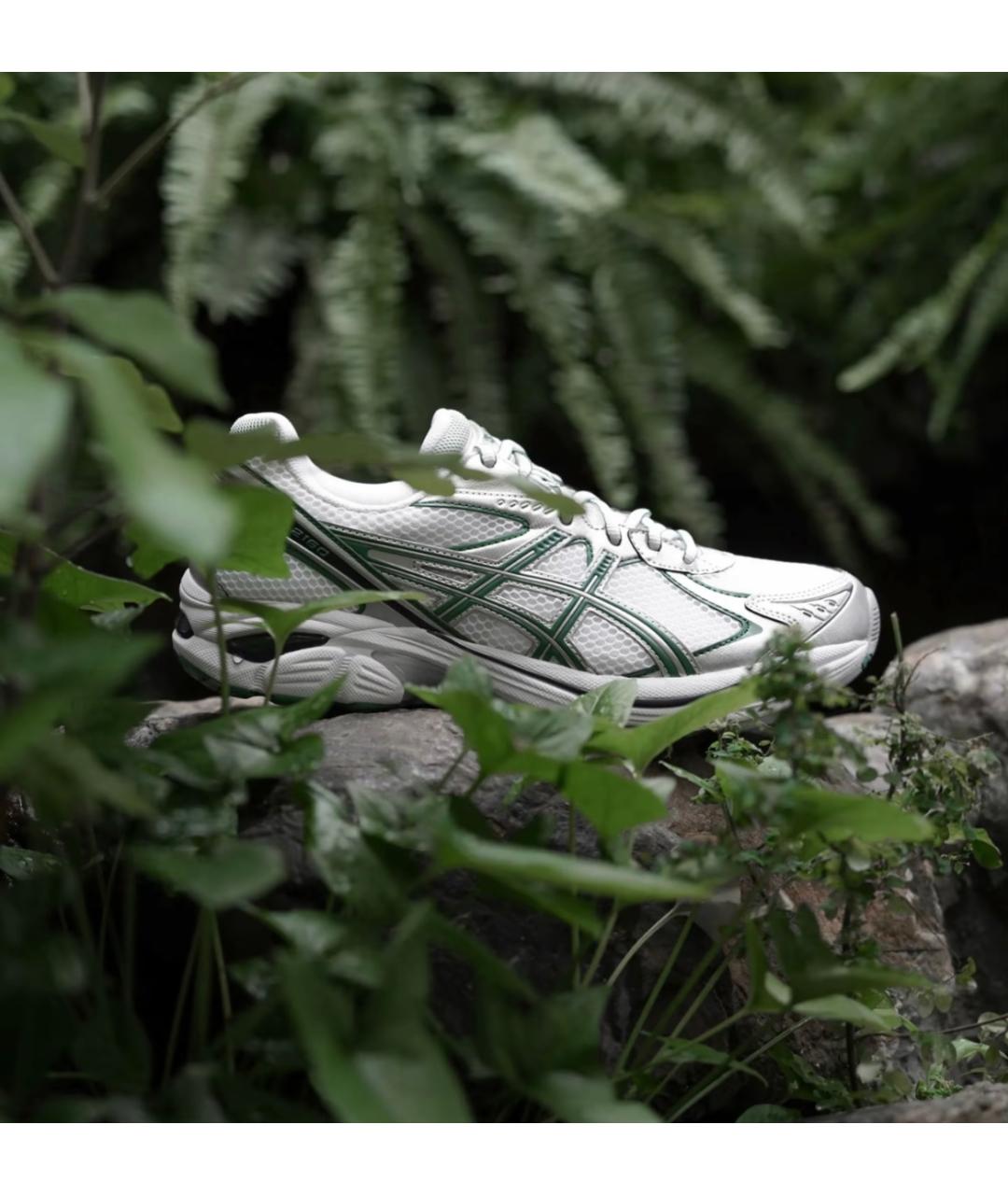 ASICS Зеленые синтетические низкие кроссовки / кеды, фото 2