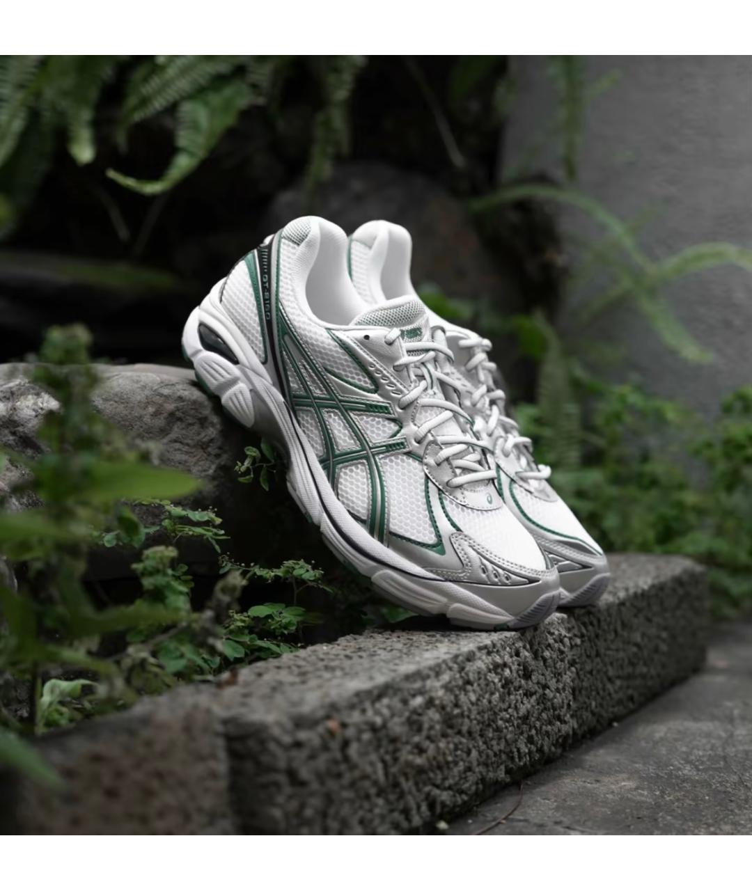 ASICS Зеленые синтетические низкие кроссовки / кеды, фото 3