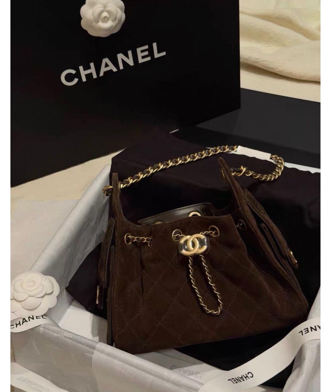 CHANEL Коричневая замшевая сумка через плечо, фото 2