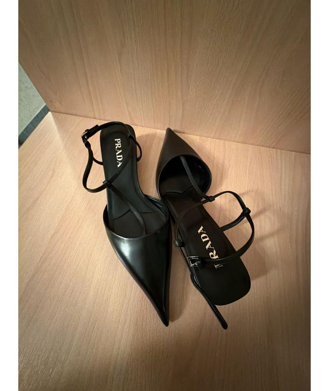 PRADA Черные кожаные босоножки, фото 2