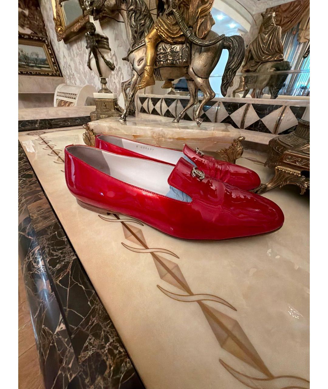 CHANEL Красные лоферы из лакированной кожи, фото 8