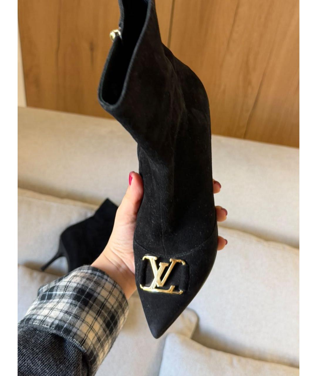 LOUIS VUITTON Черные ботильоны, фото 5