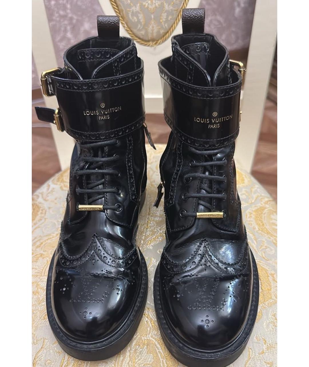 LOUIS VUITTON Черные ботинки из лакированной кожи, фото 2