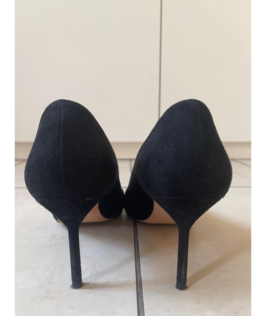 MANOLO BLAHNIK Черные замшевые туфли, фото 4