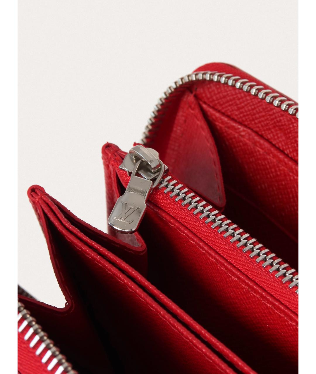 LOUIS VUITTON Красный кожаный кошелек, фото 7