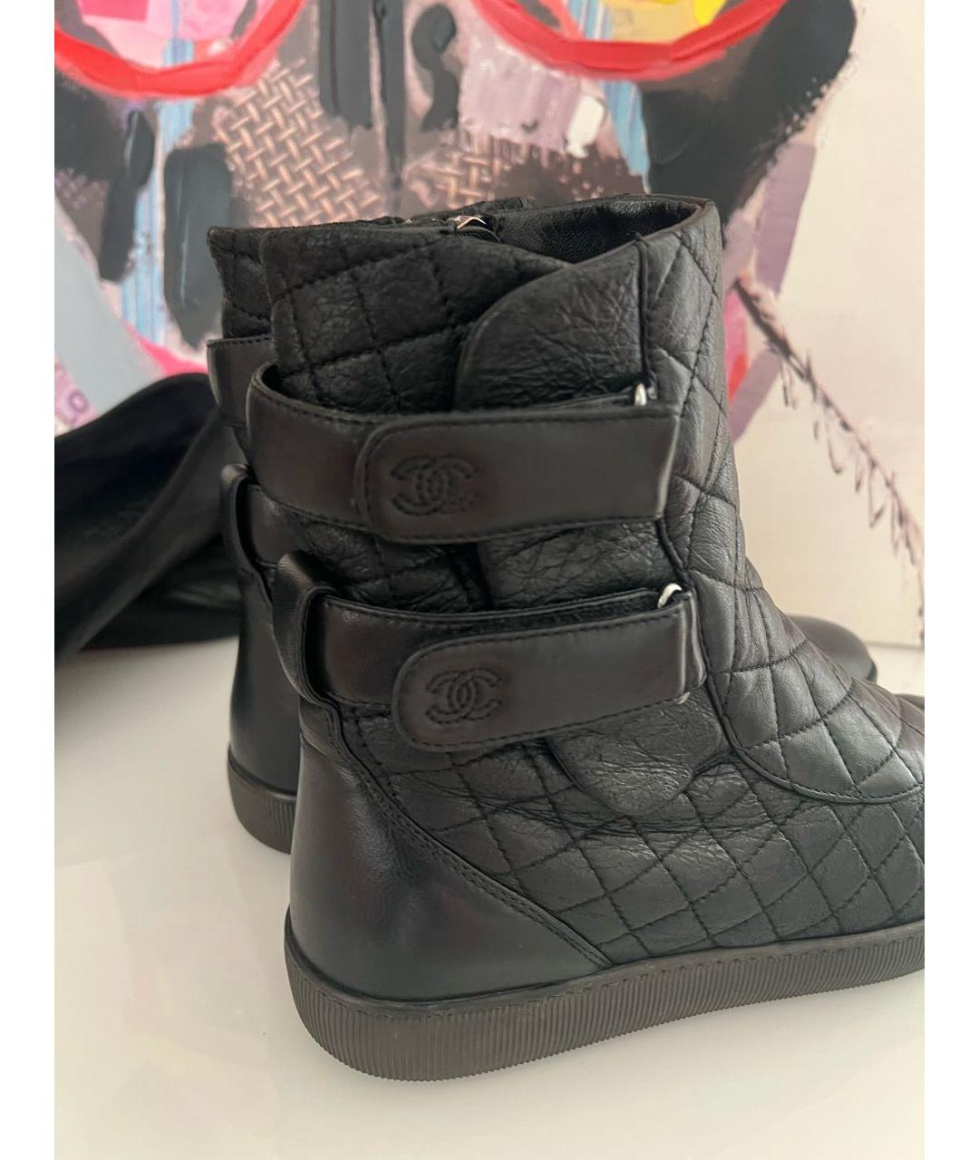 CHANEL Черные кожаные ботинки, фото 2