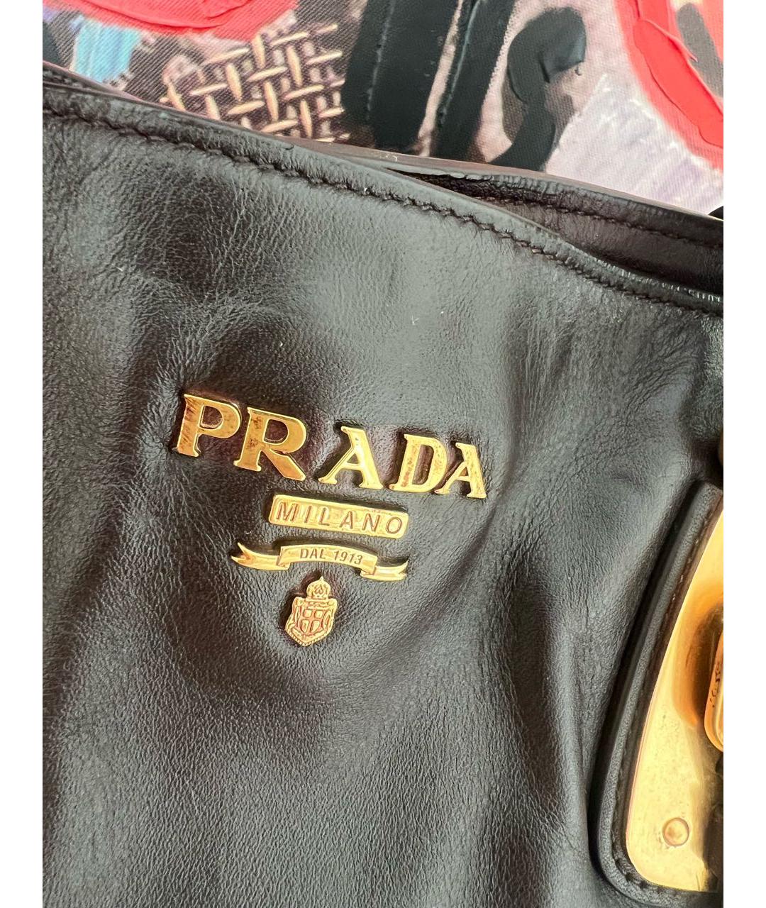 PRADA Коричневая кожаная сумка с короткими ручками, фото 3