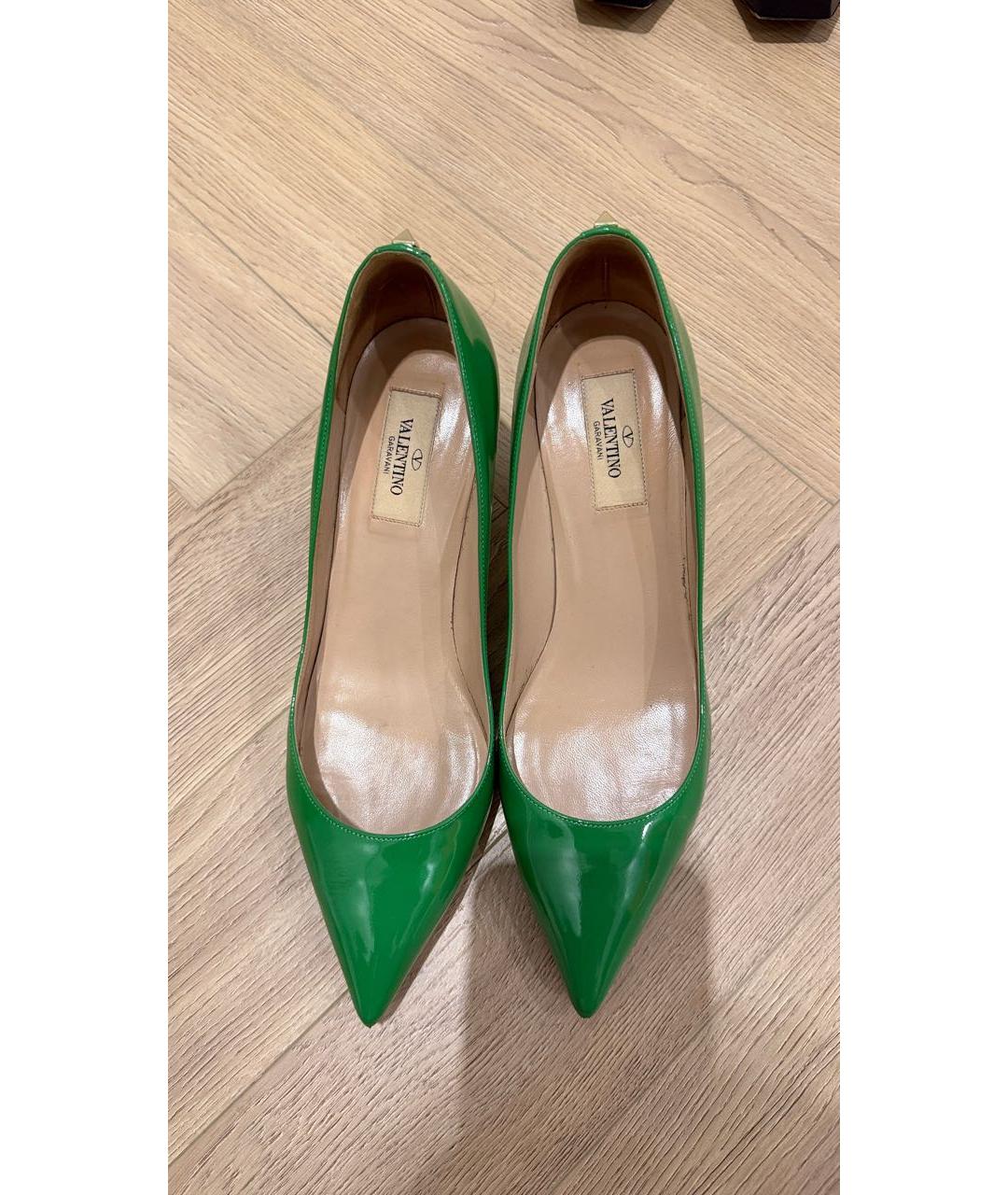 VALENTINO Зеленые туфли из лакированной кожи, фото 2