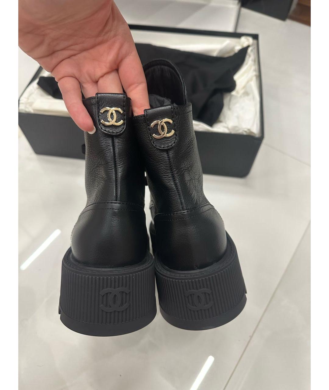 CHANEL Черные кожаные ботинки, фото 3