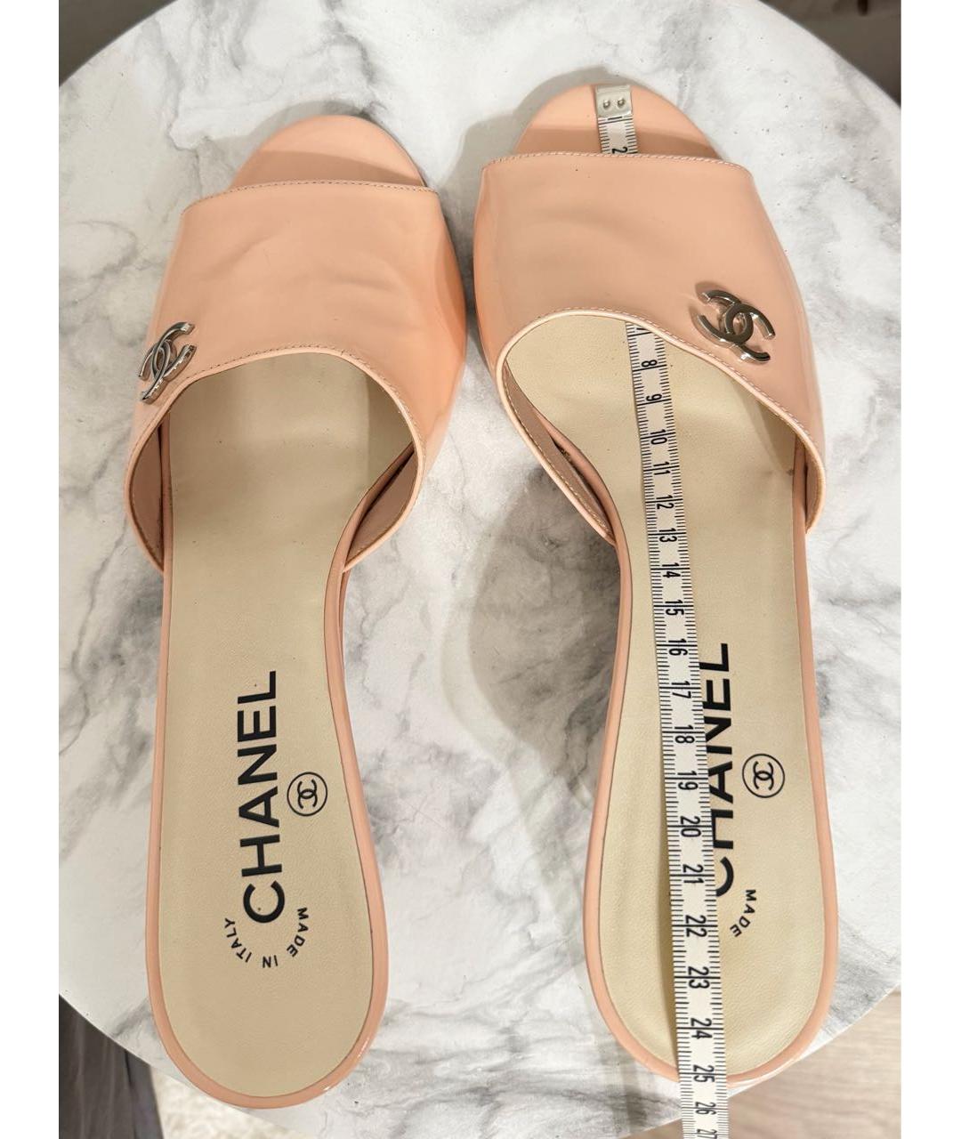 CHANEL Розовые мюли из лакированной кожи, фото 5