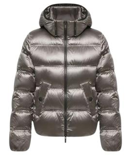 MONCLER Пуховик