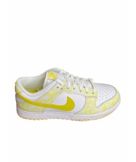 Низкие кроссовки / кеды NIKE Dunk Low Yellow Strike