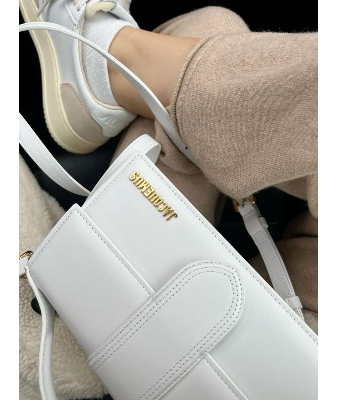 JACQUEMUS Белая кожаная сумка с короткими ручками, фото 7
