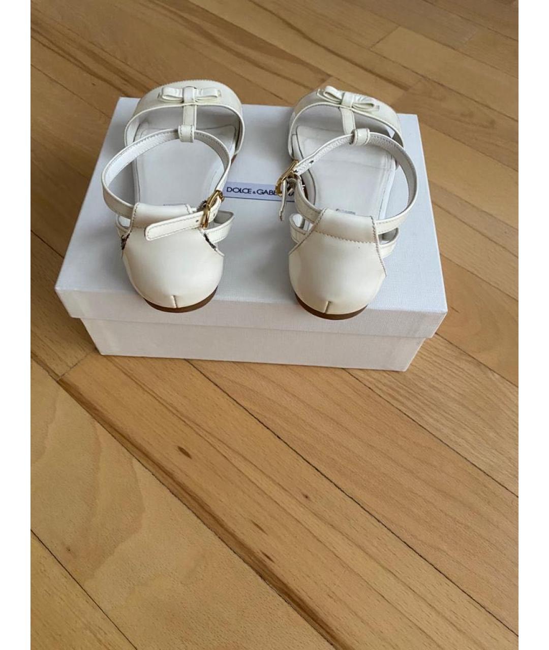DOLCE&GABBANA Белые туфли из лакированной кожи, фото 5