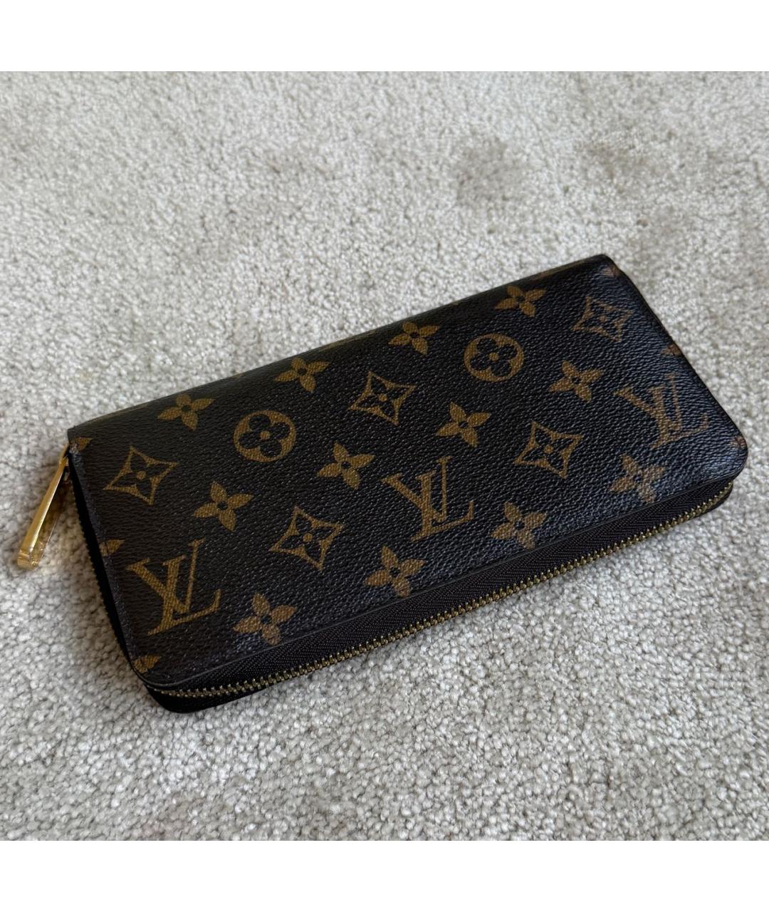 LOUIS VUITTON Коричневый кошелек, фото 2