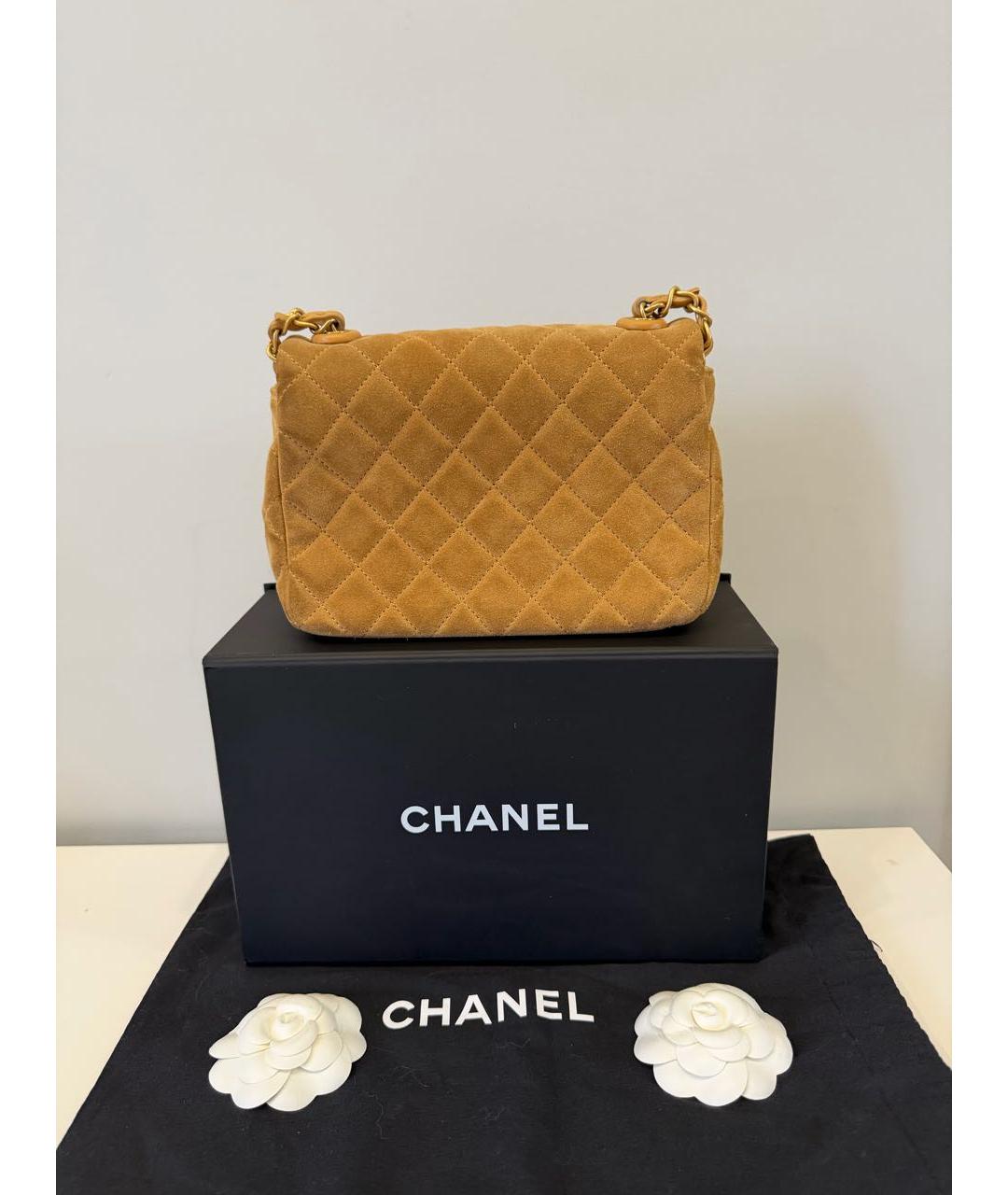 CHANEL Бежевая замшевая сумка через плечо, фото 3