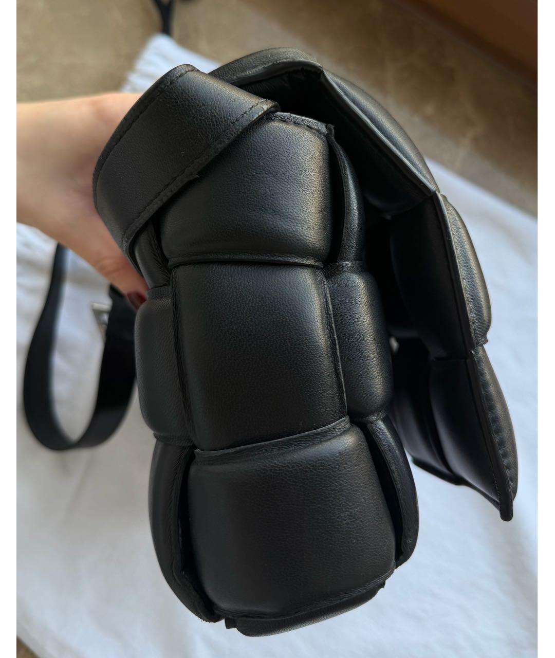 BOTTEGA VENETA Черная кожаная сумка через плечо, фото 2