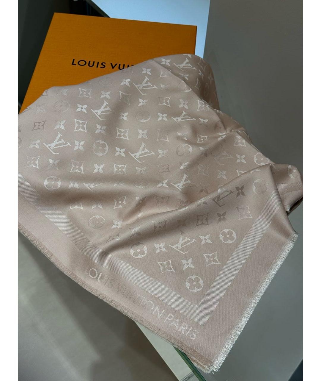 LOUIS VUITTON Бежевый шерстяной платок, фото 3