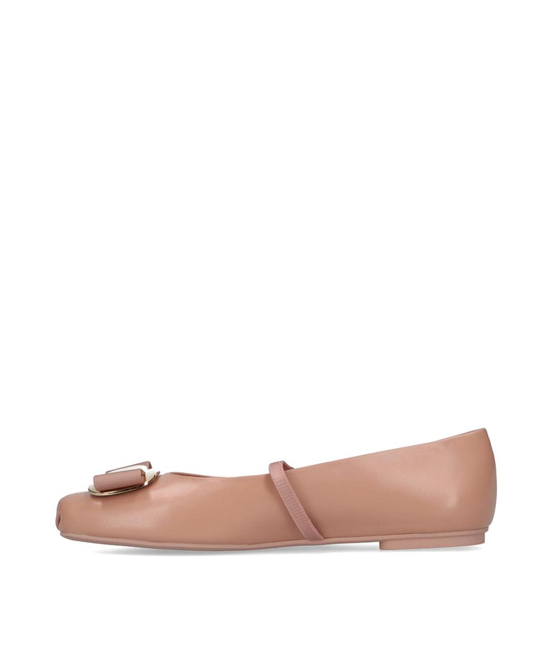 FERRAGAMO Бежевые кожаные балетки, фото 3