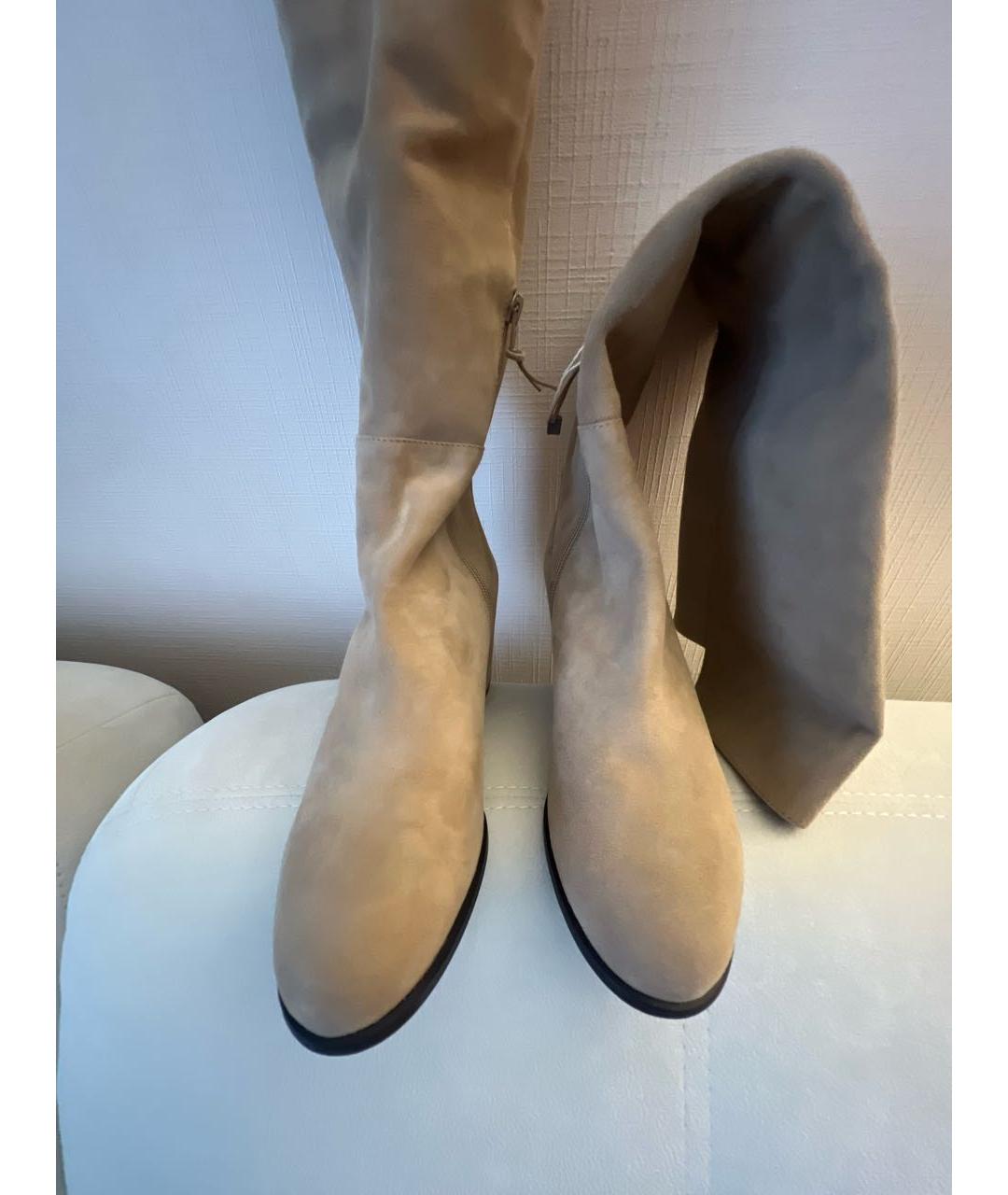 STUART WEITZMAN Бежевые замшевые ботфорты, фото 2