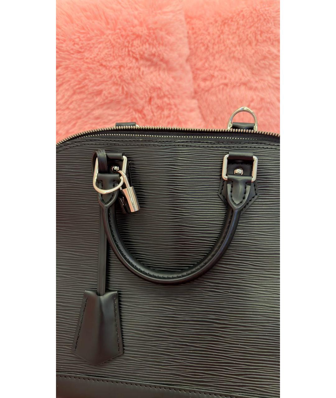 LOUIS VUITTON Черная кожаная сумка с короткими ручками, фото 2