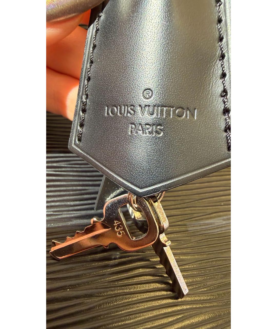 LOUIS VUITTON Черная кожаная сумка с короткими ручками, фото 4