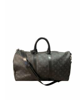 LOUIS VUITTON Дорожная и спортивная сумка