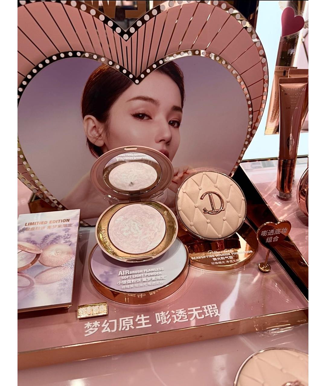 CHARLOTTE TILBURY Тональное средство, фото 4