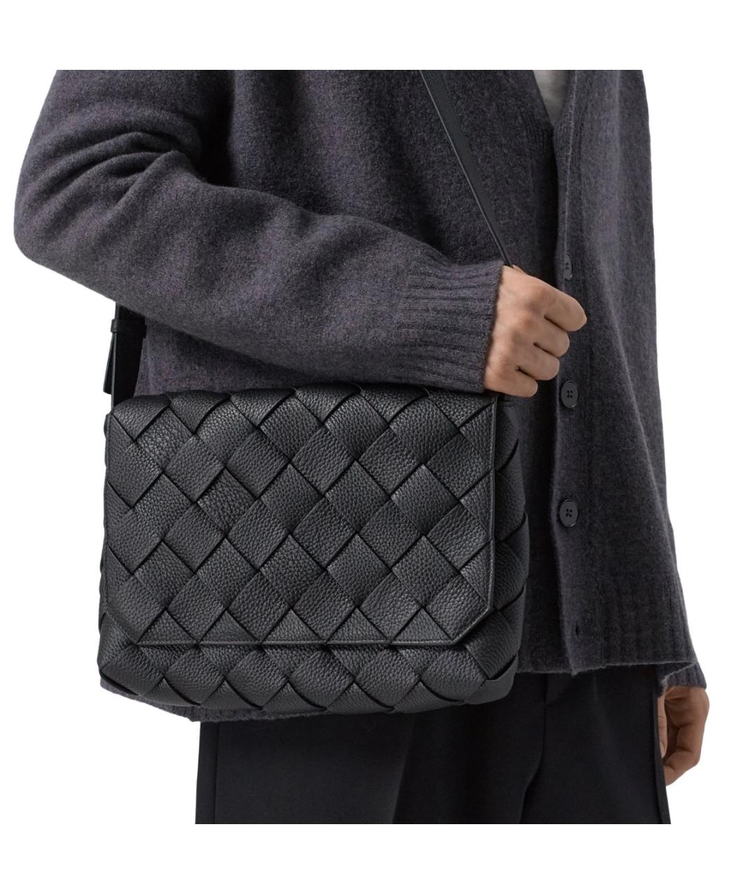 BOTTEGA VENETA Черная кожаная сумка на плечо, фото 4
