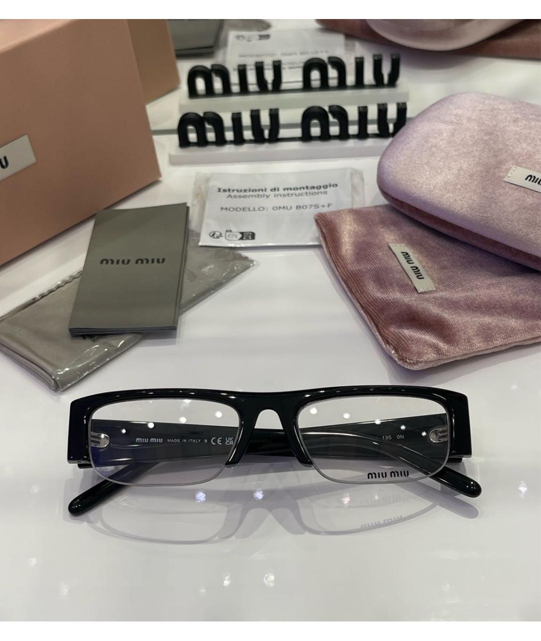 MIU MIU Черные пластиковые солнцезащитные очки, фото 4