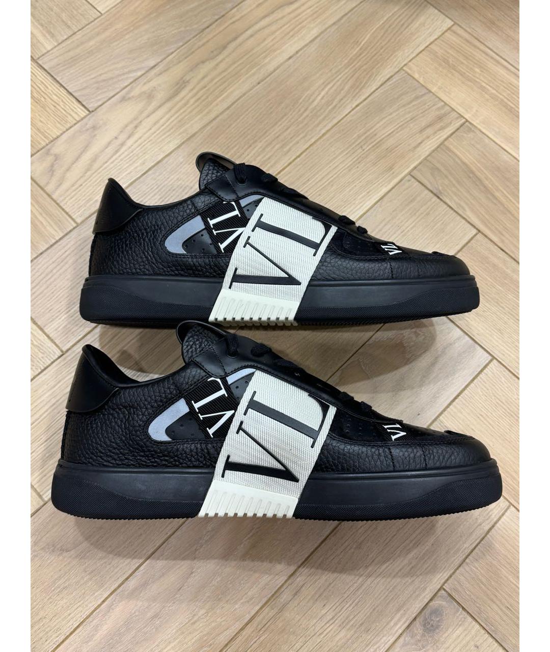 VALENTINO Черные кожаные низкие кроссовки / кеды, фото 2