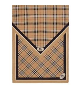 BURBERRY Шарф