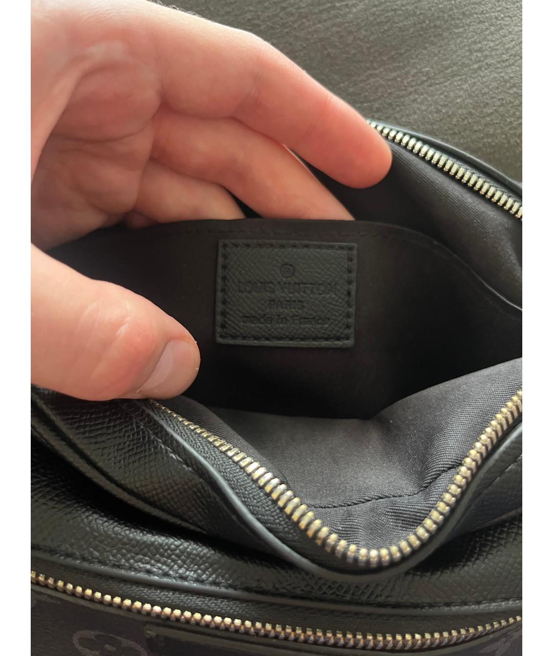 LOUIS VUITTON Антрацитовая кожаная барсетка, фото 4