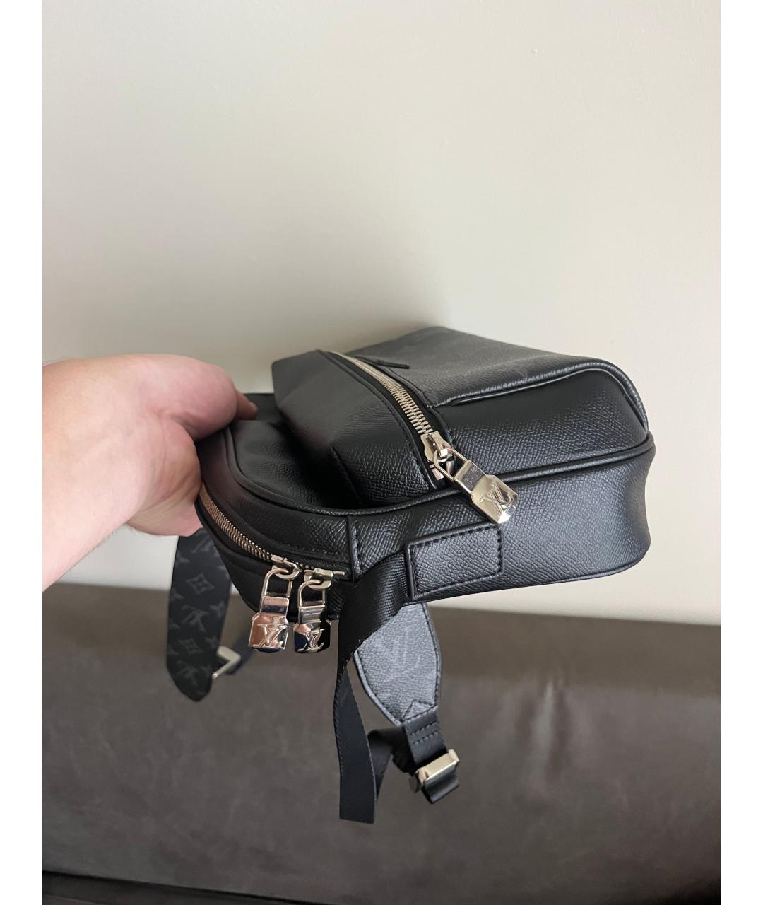 LOUIS VUITTON Антрацитовая кожаная барсетка, фото 3