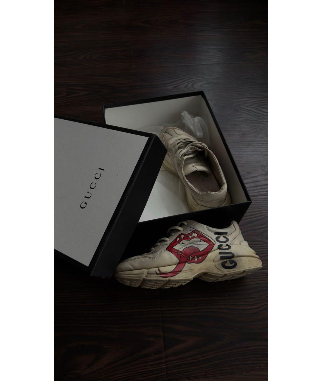 GUCCI Бежевые кожаные низкие кроссовки / кеды, фото 1