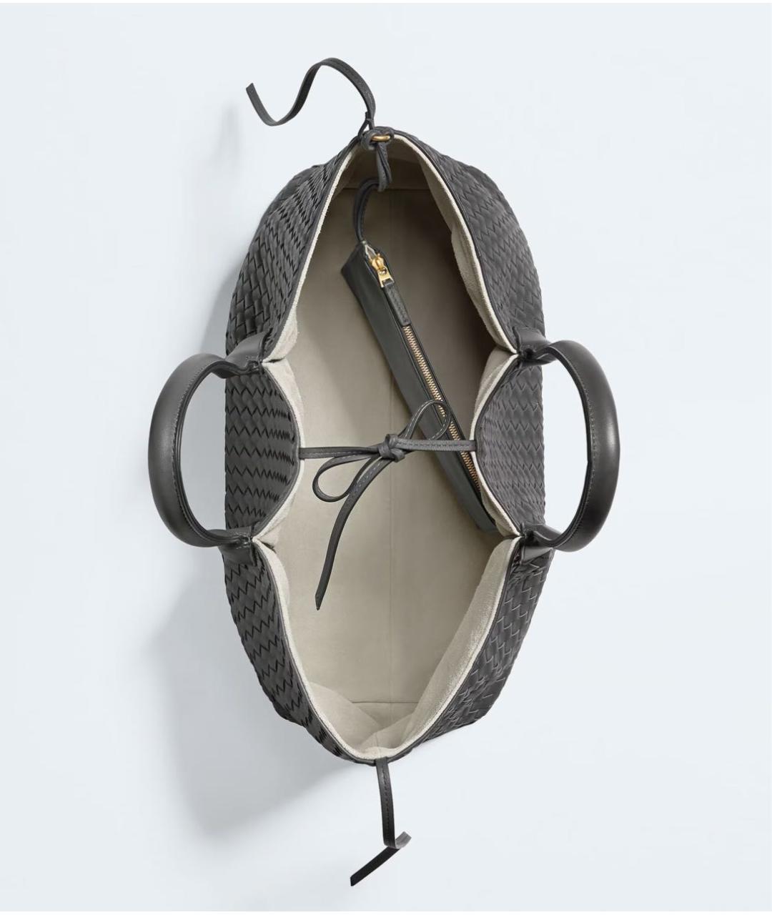 BOTTEGA VENETA Серая кожаная сумка тоут, фото 3